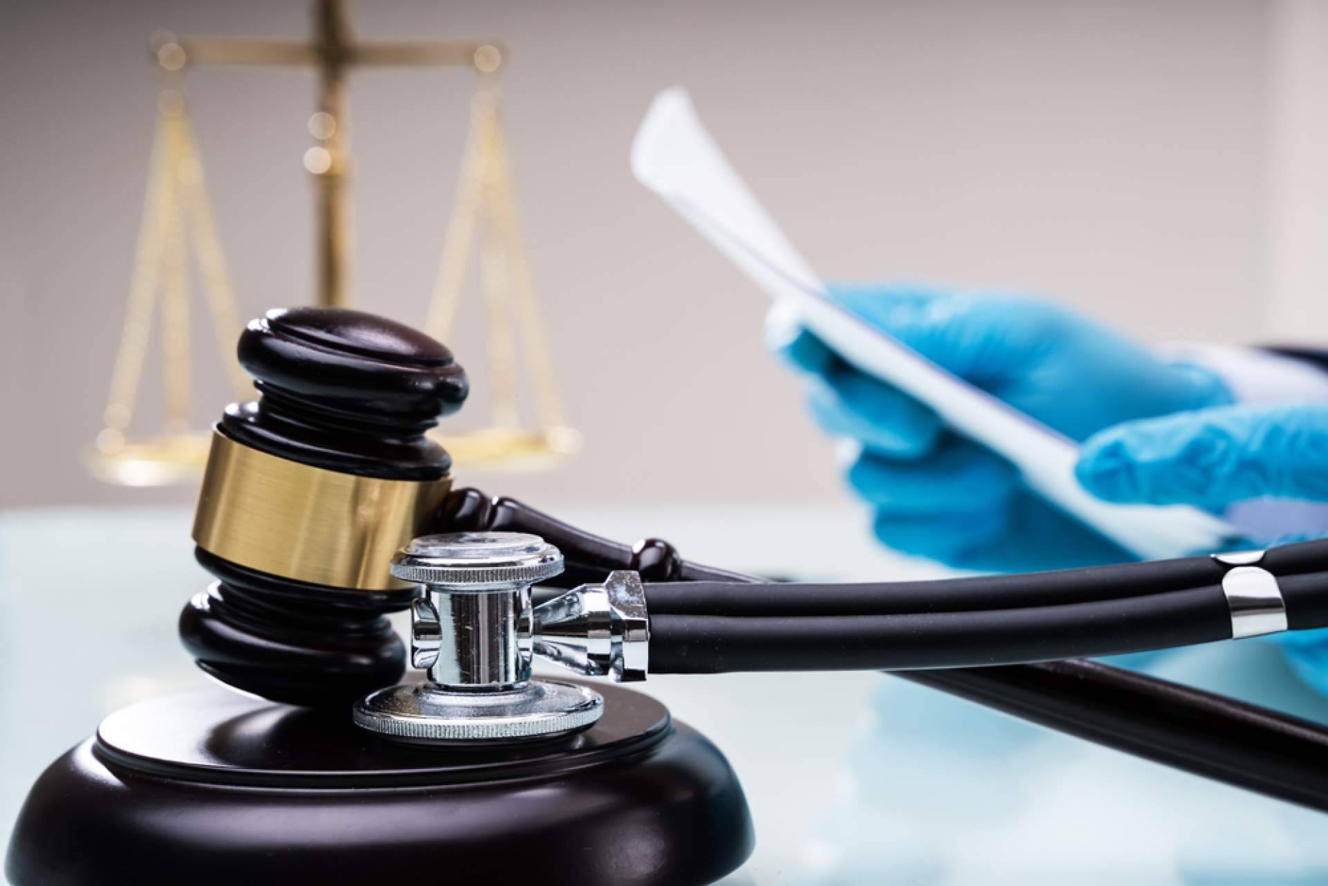 ¿Cómo denunciar una negligencia médica?, por Rafael Martín Bueno