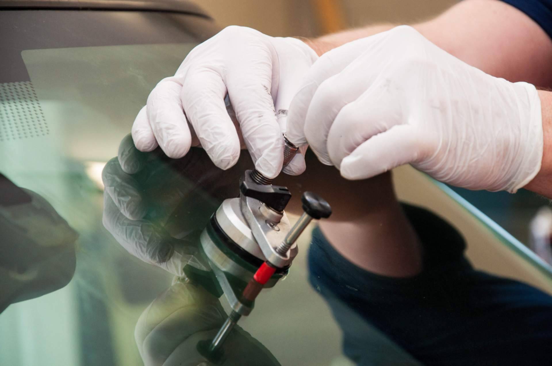 ¿Dónde encontrar servicios de reparación de lunas del coche? GlassDV Pozuelo