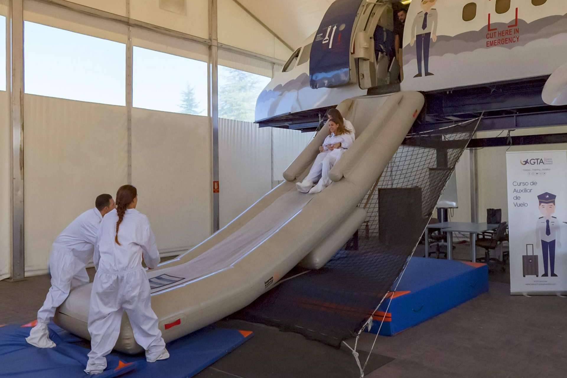 Formación aeronáutica para pilotos y tripulantes de cabina de pasajeros de la mano de Global Training Aviation