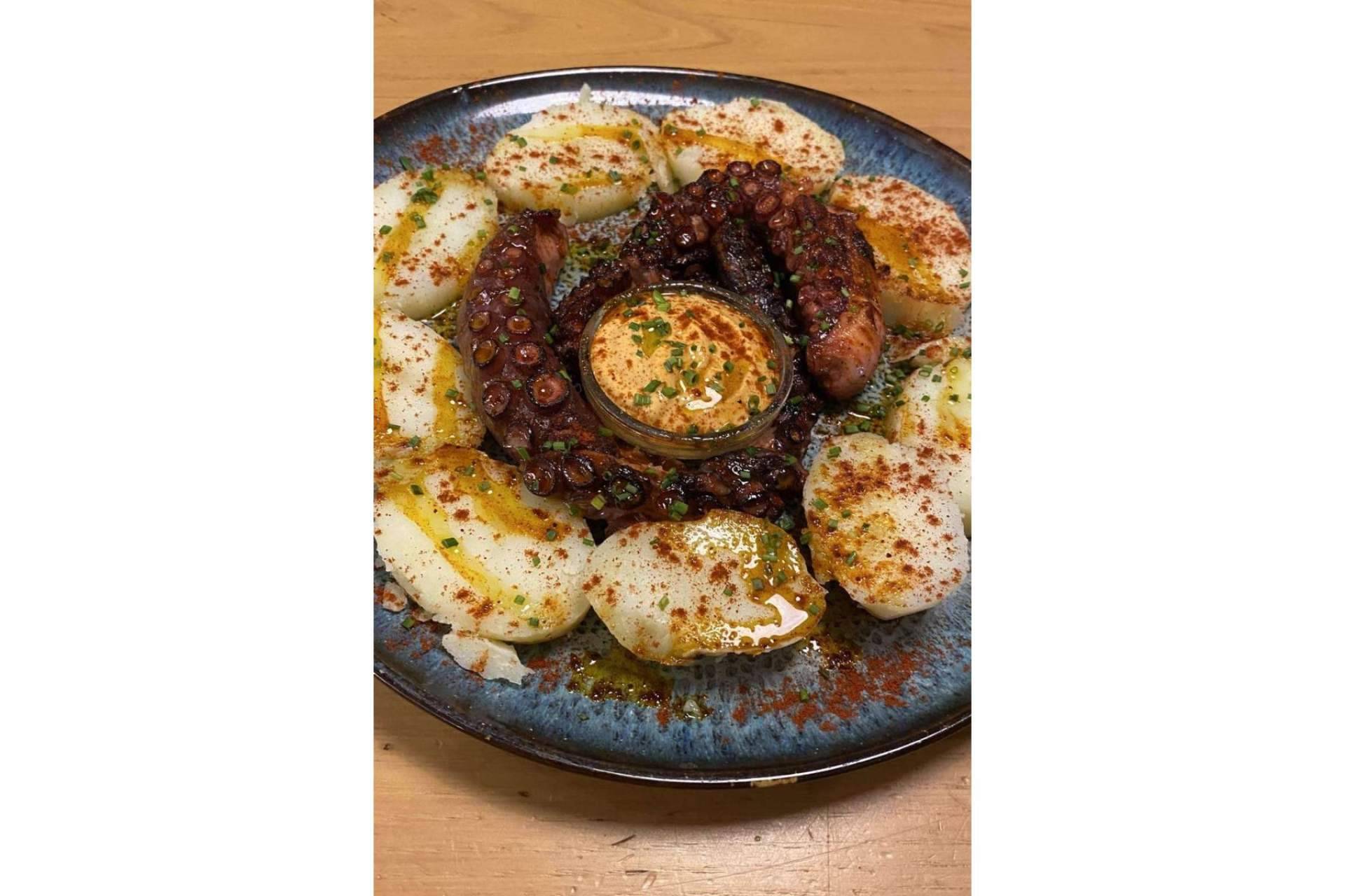 Tapas Paca, un restaurante de Marbella de referencia para disfrutar del auténtico tapeo español