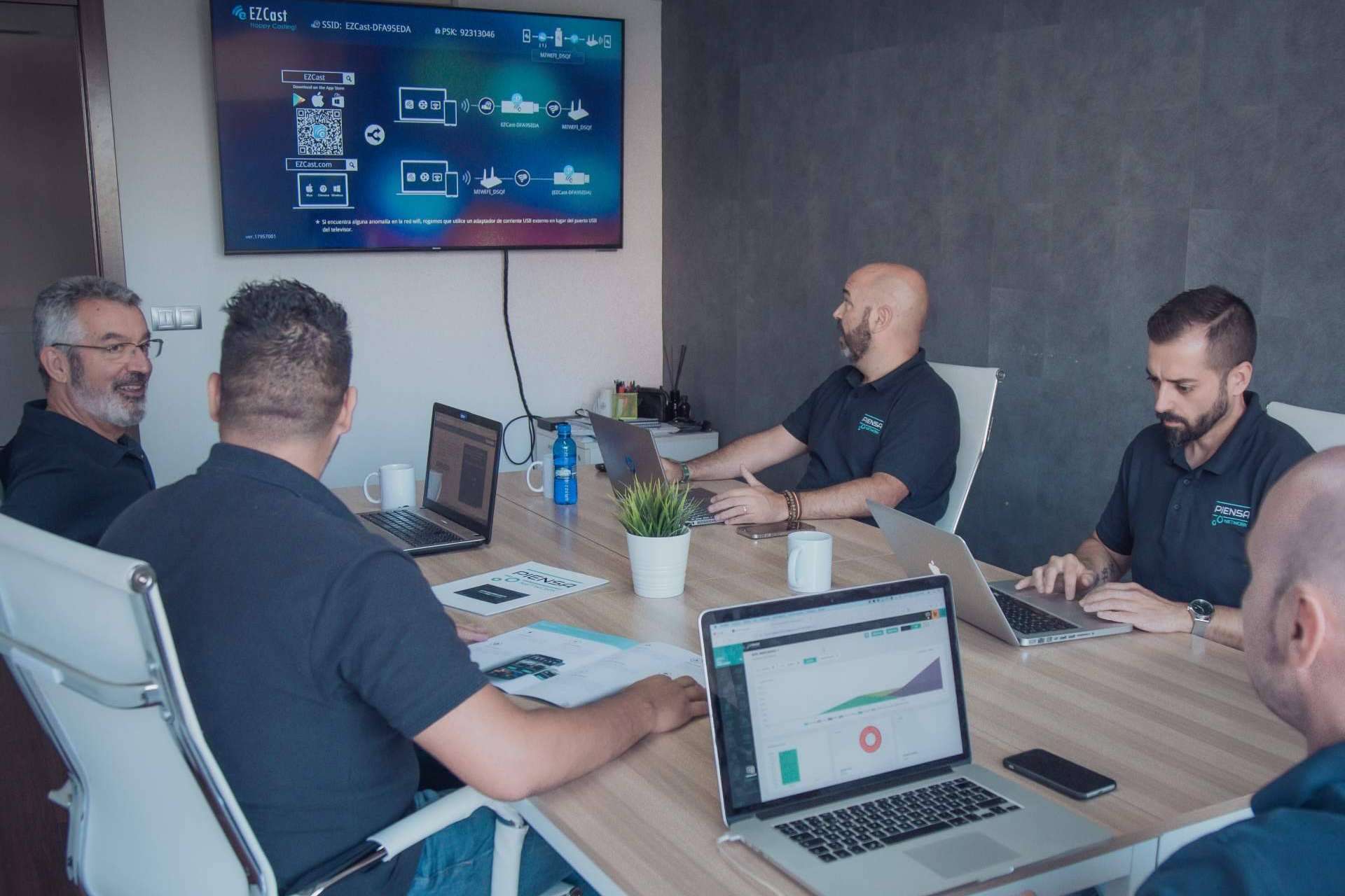 Obtener ingresos pasivos recurrentes con el nuevo Máster Franquiciado de Piensa Network