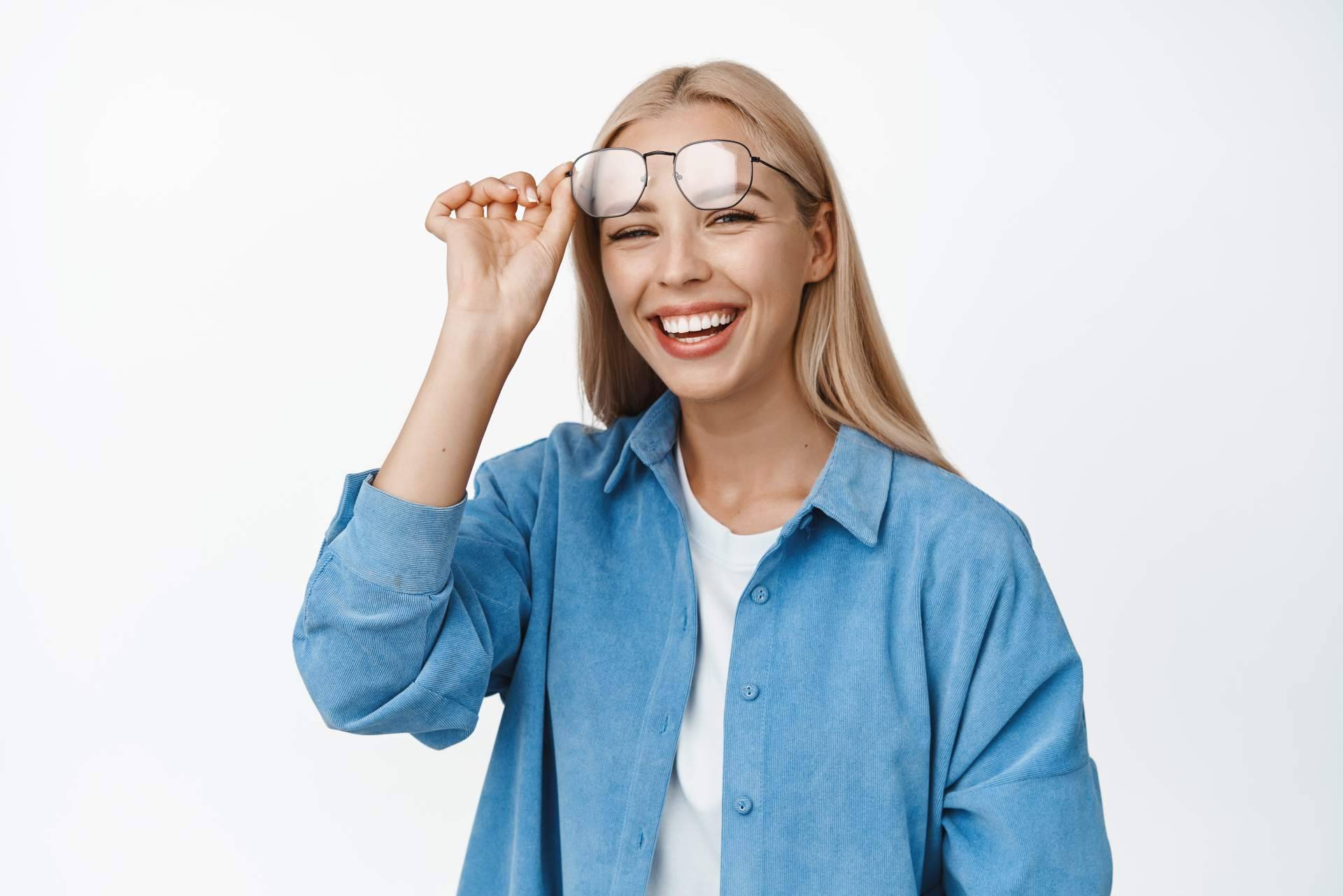 Cirugía de presbicia, quitarse las gafas para siempre