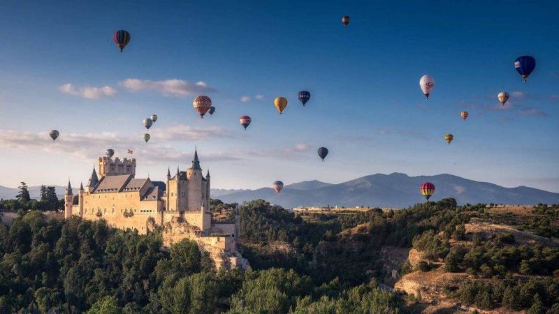 Capadocia en España: dónde disfrutar de los mejores festivales de globos aerostáticos sin salir del país 108 Merca2.es globos