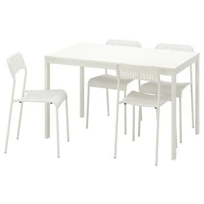 silla y mesas Merca2.es