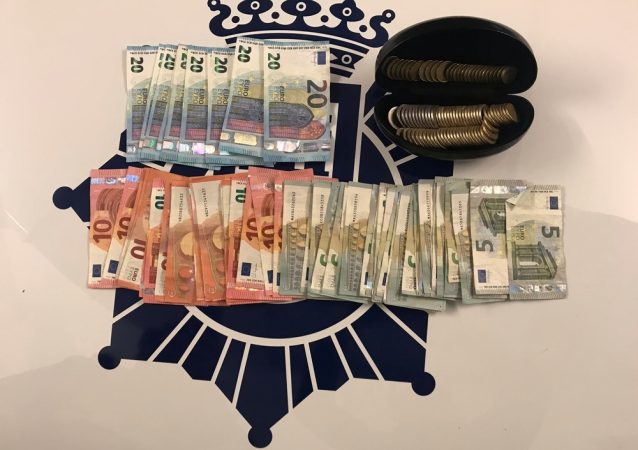 ¡Ojo La policia advierte de lo que te puede pasar si encuentras un maletin con dinero 5 Merca2.es