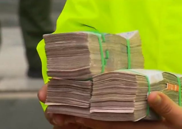 ¡Ojo La policia advierte de lo que te puede pasar si encuentras un maletin con dinero 7 Merca2.es