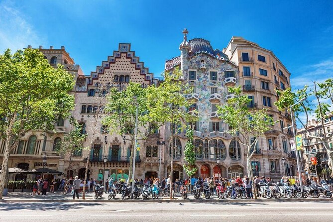 Las calles más lujosas de España: donde el glamour se encuentra con la historia 1 Merca2.es 01 Merca2.es