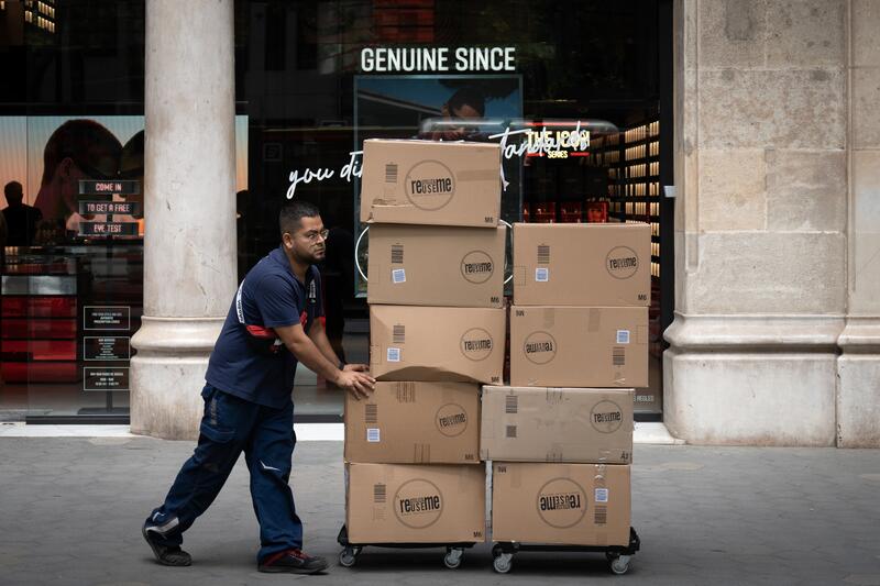 Las ventas del sector servicios caen un 0,9% en septiembre y suman dos meses de retrocesos