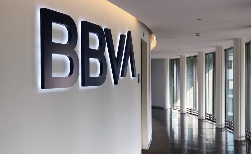 BBVA entra al trapo de Caixabank y Openbank y paga por los depósitos