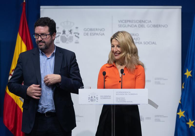 Gobierno, sindicatos y empresarios inician este jueves las negociaciones para la subida del SMI