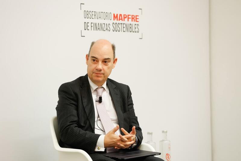 Mapfre dice que ha asegurado al 30% de la movilidad eléctrica en España