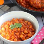 Receta de garbanzos guisados con pota y tomate al estilo Berasategui