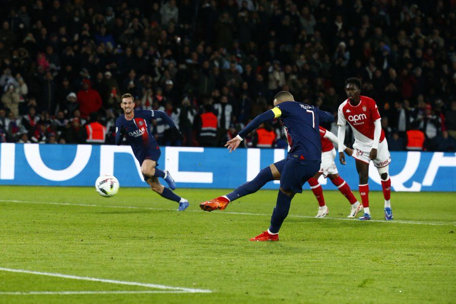 La liga de fútbol francesa aprueba su acuerdo con CVC siguiendo los pasos de LALIGA en España