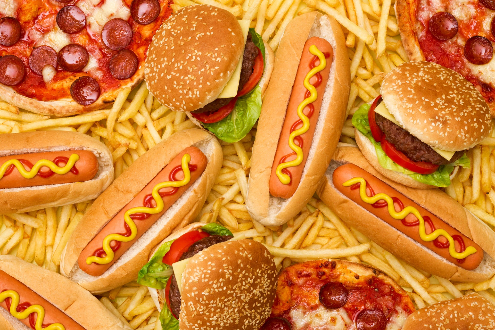 Trastornos alimentarios: como influye la vida que llevamos en nuestra relación con la comida 3 Merca2.es Los trastornos alimentarios son un problema de salud cada vez más extendido en la sociedad, que conlleva graves efectos en la salud.