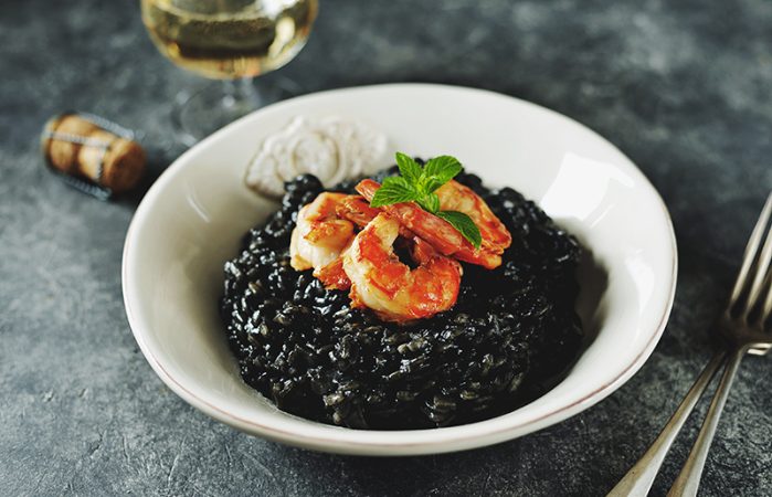 Arroz negro con mariscos Merca2.es