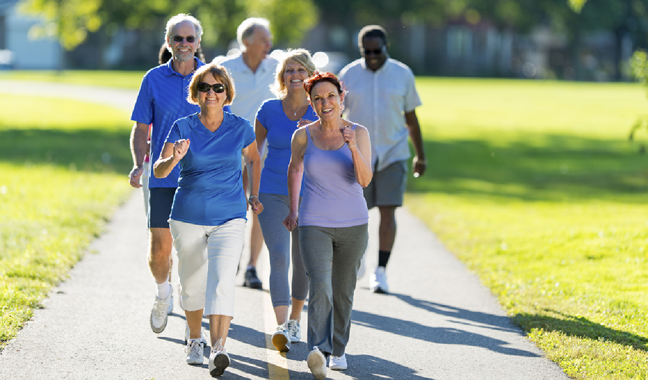 Estos son los múltiples beneficios de caminar tan solo 30 minutos diarios