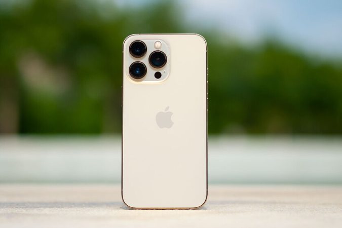 Este es el truco infalible para dejar los altavoces de tu teléfono móvil como nuevos 13 Merca2.es Tienes que revisar si los altavoces están sucios