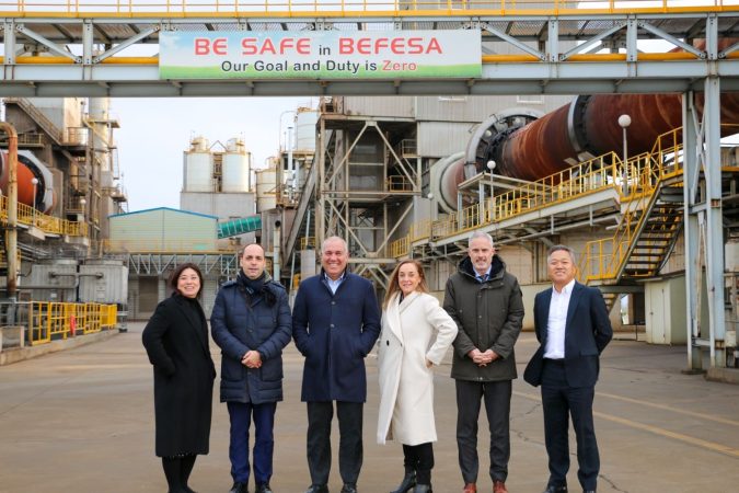 EuropaPress 4845696 delegacion industria gobierno vasco visita fabrica befesa corea sur Merca2.es