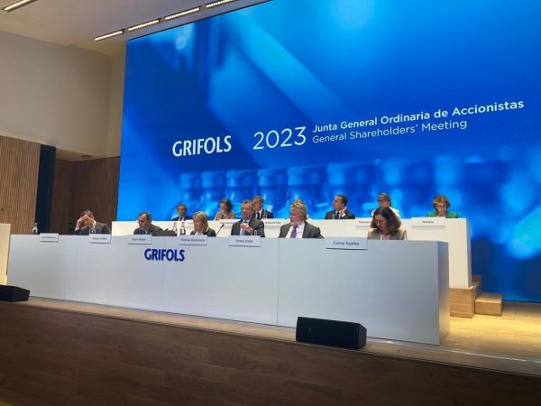 La paciencia de los analistas se acaba con Grifols y Shanghay RAAS 1 Merca2.es EuropaPress 5275321 miembros consejo adminisracion grifols Merca2.es