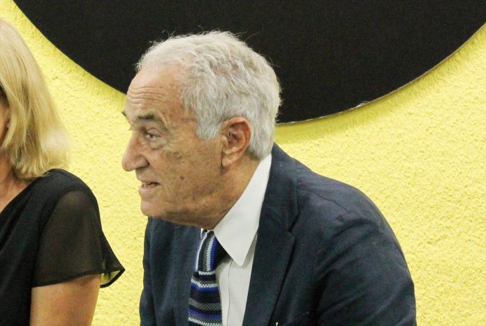 El periodista José María Carrascal, durante la presentación de uno de sus libros.