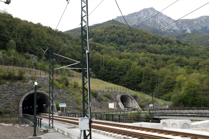 El recorrido de la alta velocidad a Asturias cuenta con 12 túneles, uno de ellos de 25 kilómetros