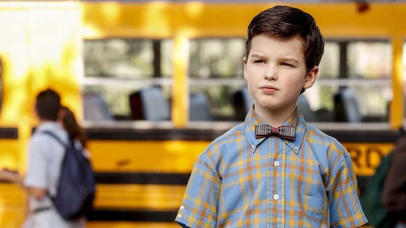 Iain Armitage es el joven Sheldon