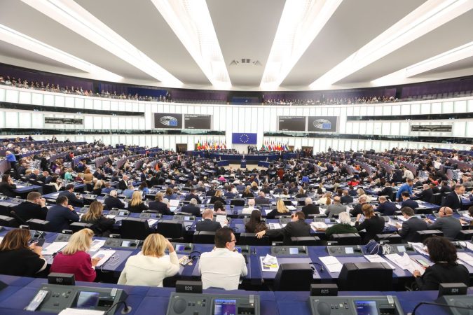 El Parlamento Europeo incluyó a la energía nuclear en la NZIA