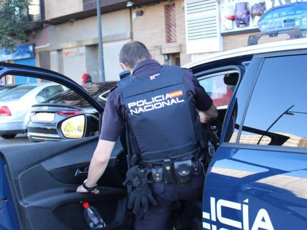Si ves alguna de estas cosas en la puerta de tu casa no entres y llama corriendo a la Policia 8 Merca2.es