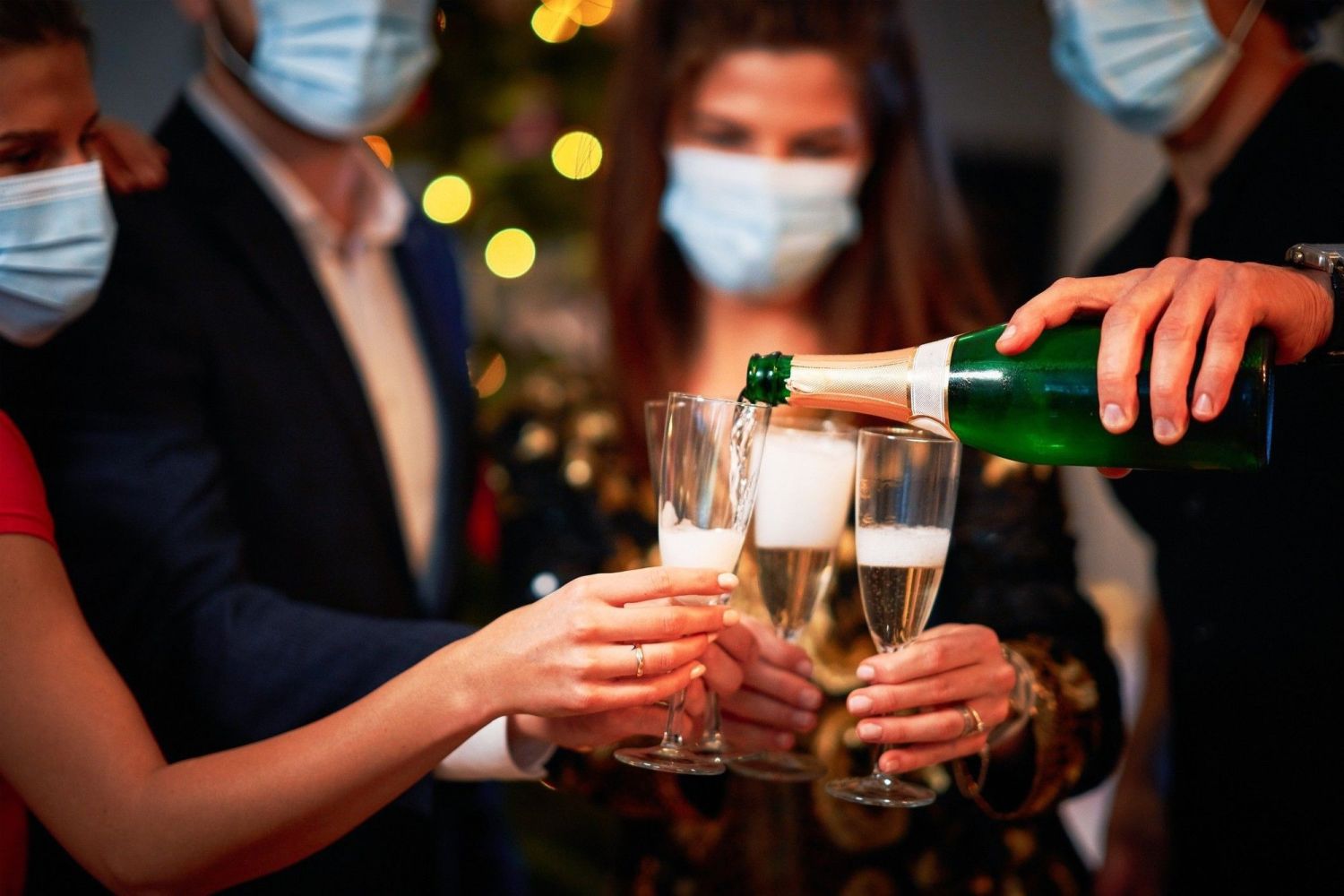 Estas son las consecuencias en nuestro cuerpo y nuestra mente de un excesivo consumo de alcohol 4 Merca2.es El alcohol puede contribuir a la obesidad
