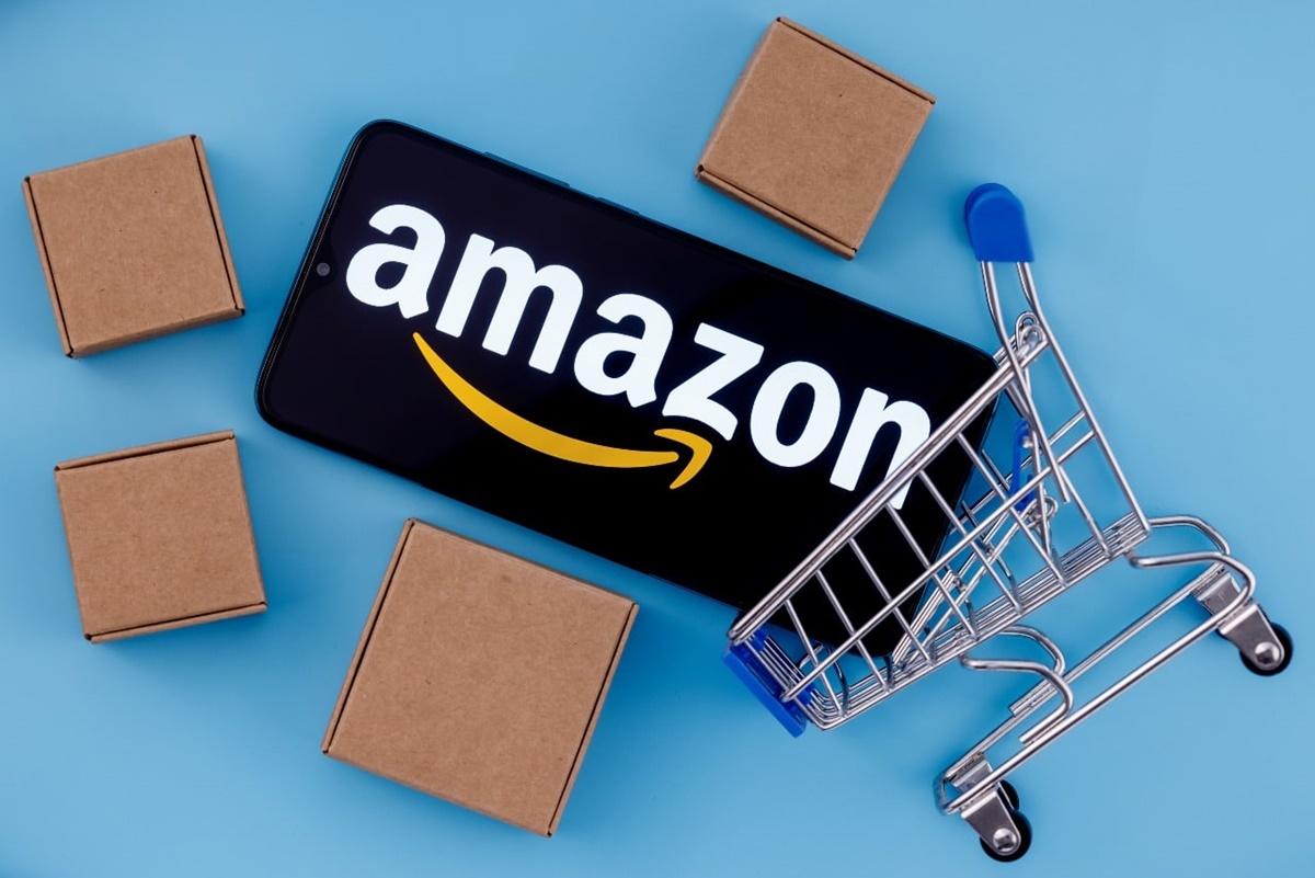 Amazon nos sorprende con este abrigo de menos de 40 euros y que vas a querer tener en varios colores
