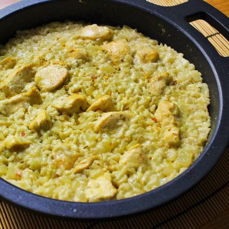 arroz con pollo al curry version 1652805596 Merca2.es