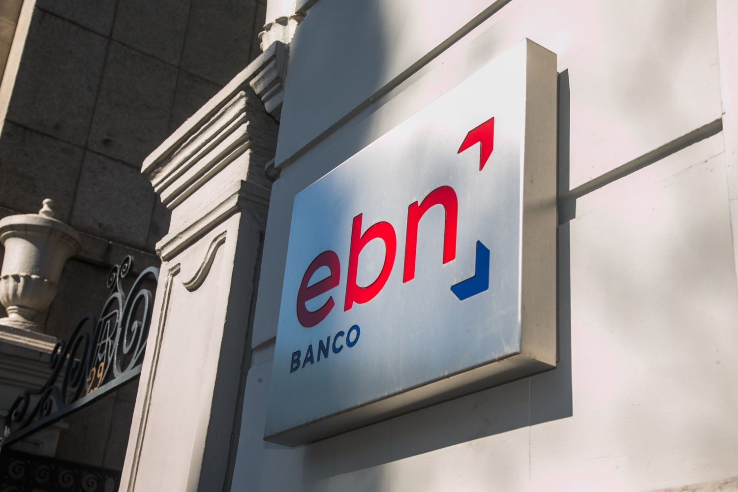 EBN se adelanta a Caixabank, Sabadell, BBVA y Santander con los depósitos del Black Friday