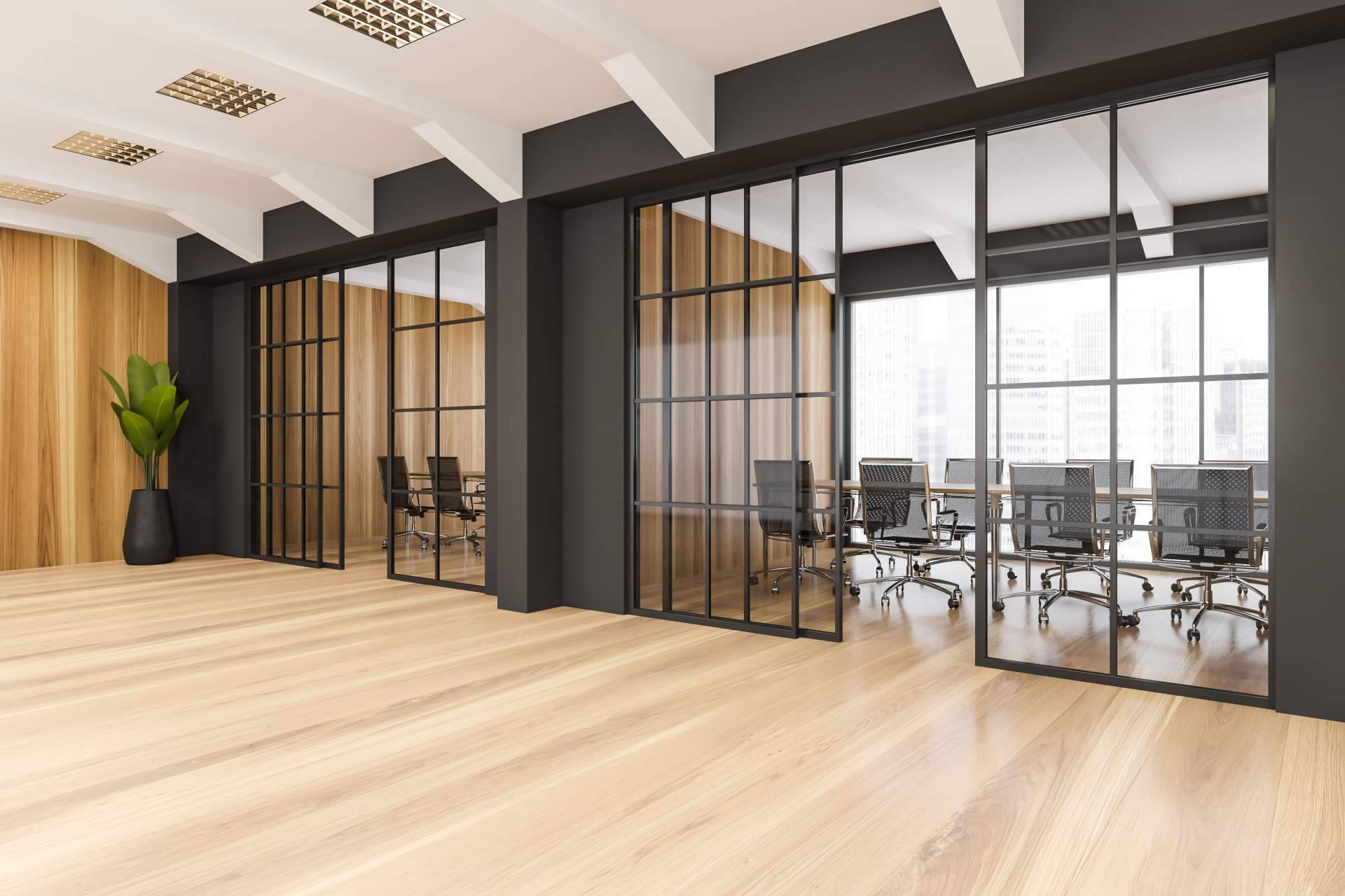 Cambiar las puertas interiores por otras de cristal abatible con Fácil Reformas