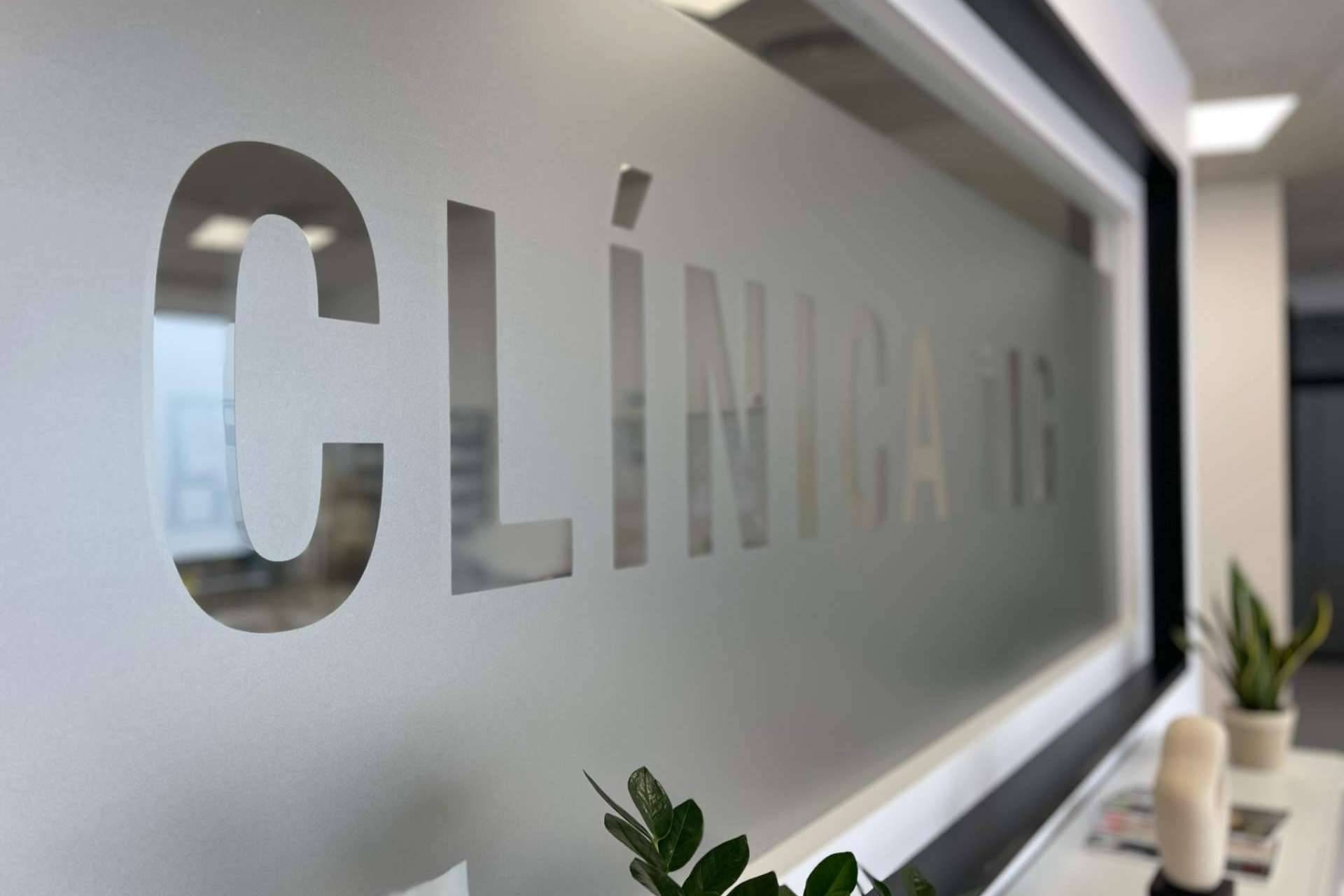 Clínica MG Dental, especialistas en cirugía oral y maxilofacial