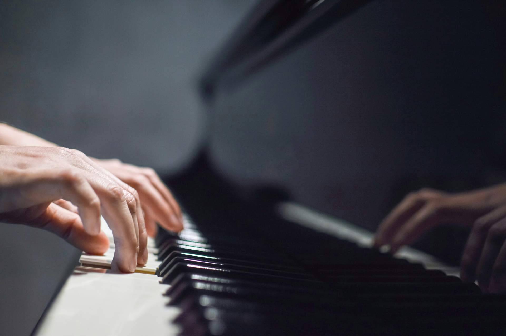 Una tienda de referencia para todos los pianistas es Real Music Spain