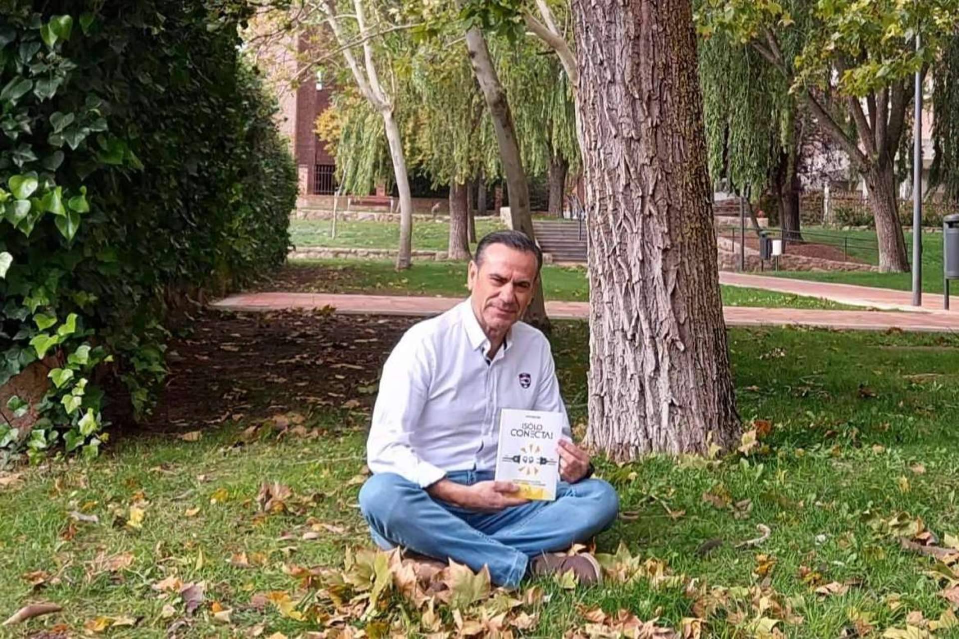 Carlos Marín Ruiz, conectando vida personal y profesional a través de su libro, ‘¡Sólo conecta!’