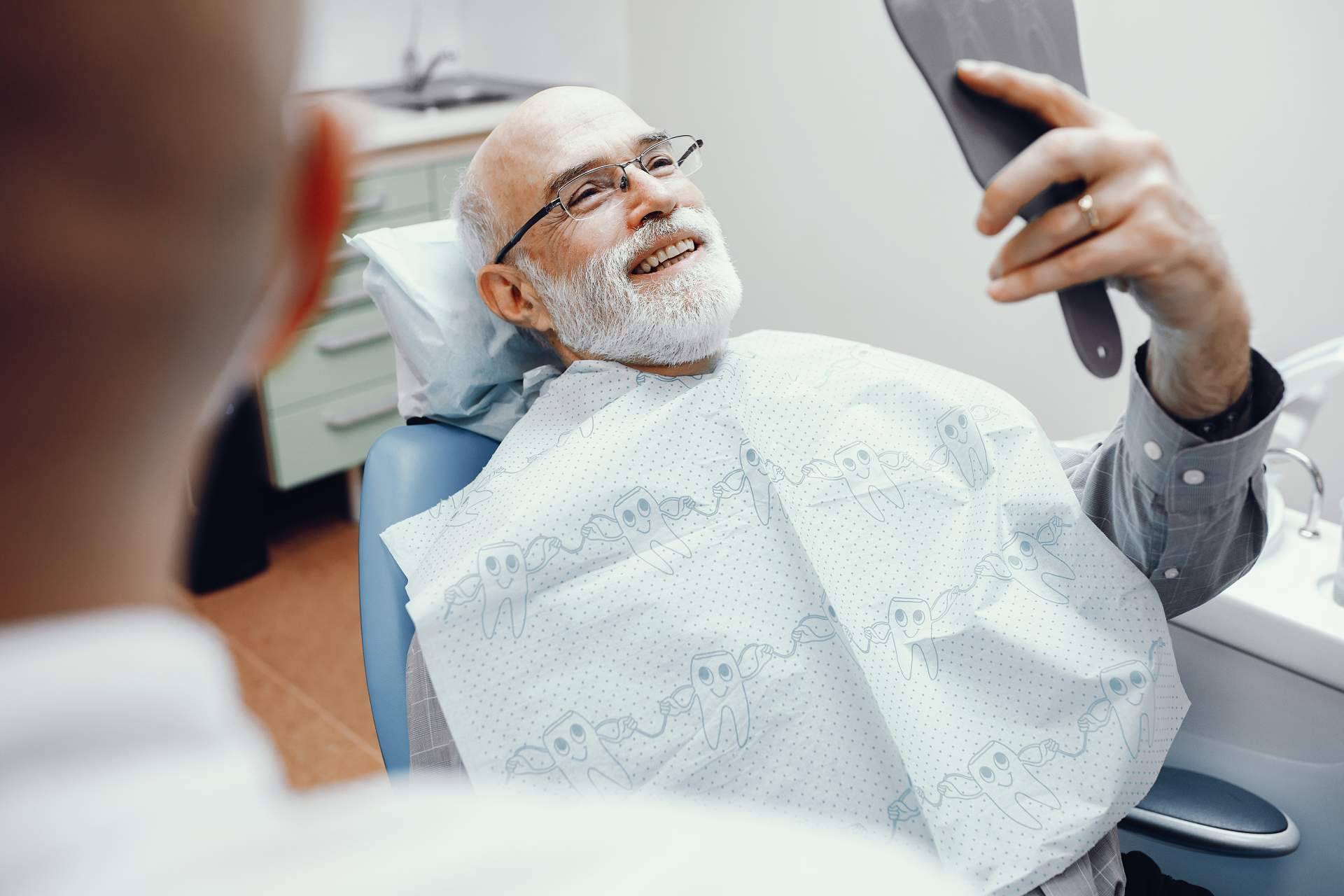 DeltaDent y las ventajas de los implantes inmediatos
