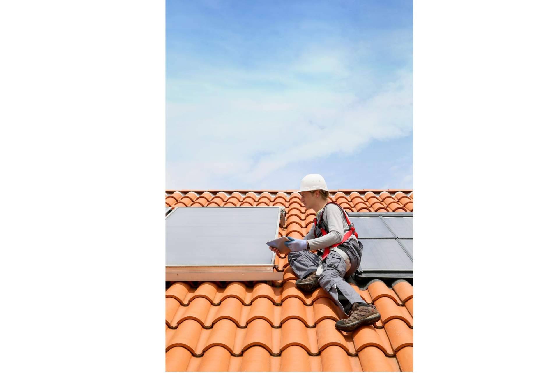 Alquiler de placas solares con Grupo MQ con una cuota mensual