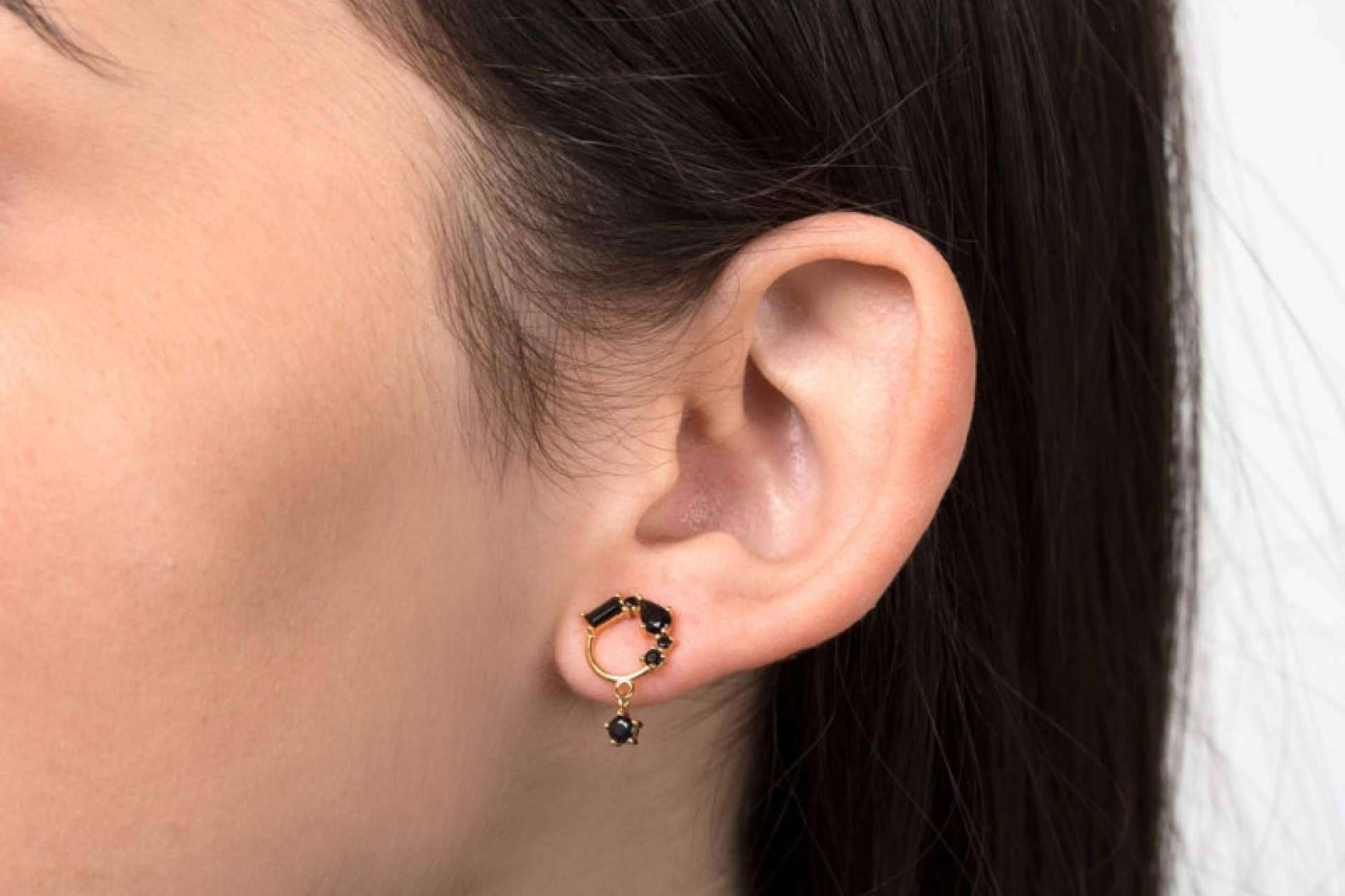 Elevar un look este otoño con pendientes de plata