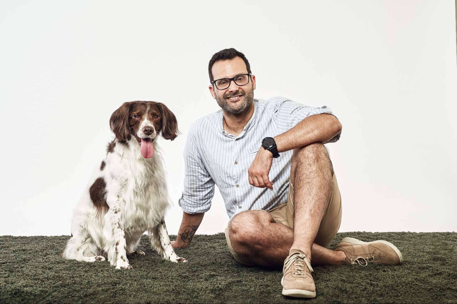 Revolución en el mundo canino con Adiestrando Respeto; Víctor Laborda convierte en compañeros ejemplares a perros que ladran sin parar y tiran de la correa