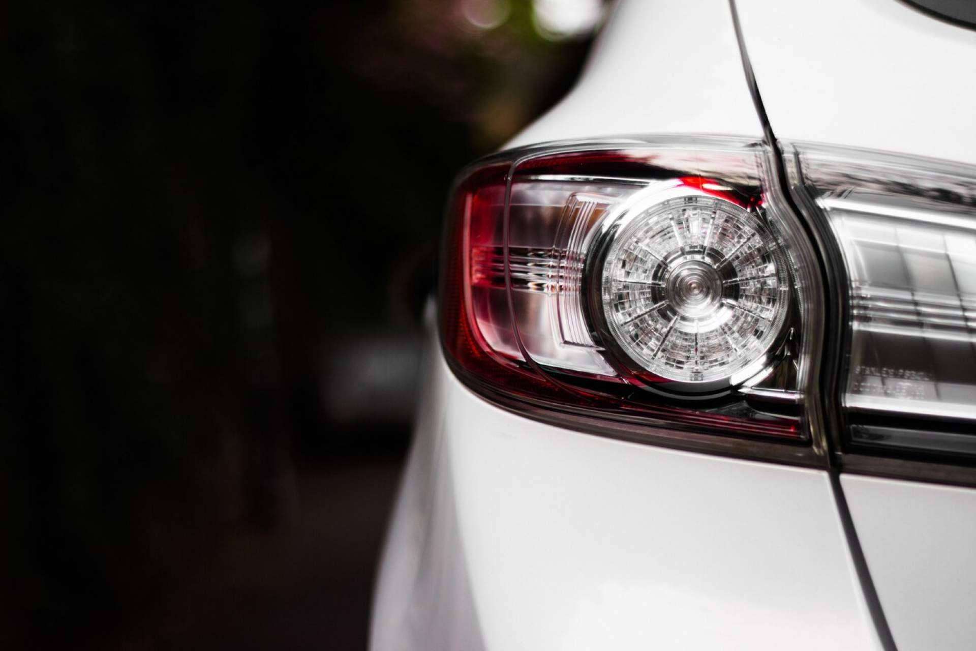 El proveedor en Granada de bombillas LED homologadas, Gareauto 37