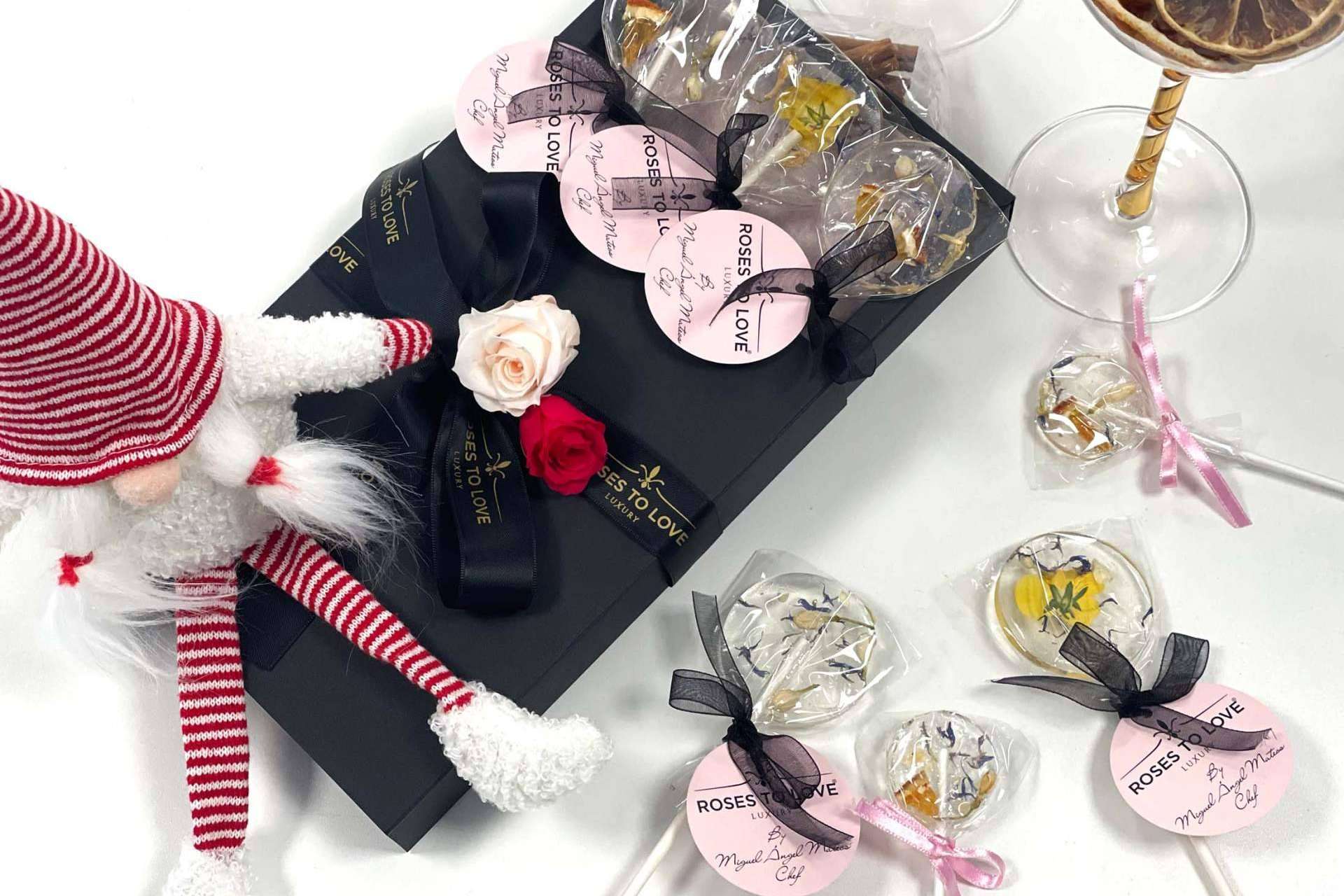 Piruletas de flores comestibles, pequeños placeres con Roses to Love