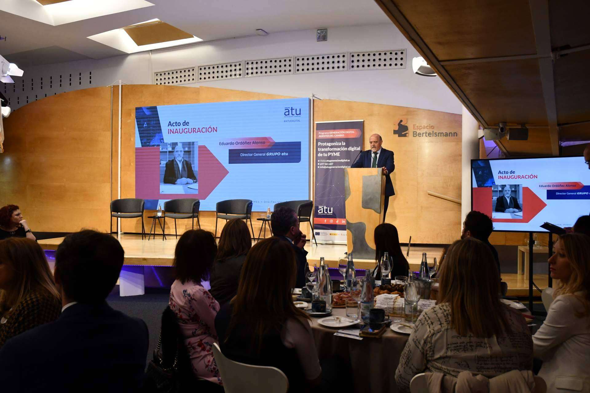 GRUPO atu logra un éxito total en la Jornada pymes vs. digitalización en Madrid
