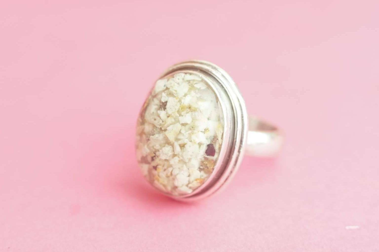 Joyas con cenizas de cremación, de la mano de Mummy’s Milk Shop