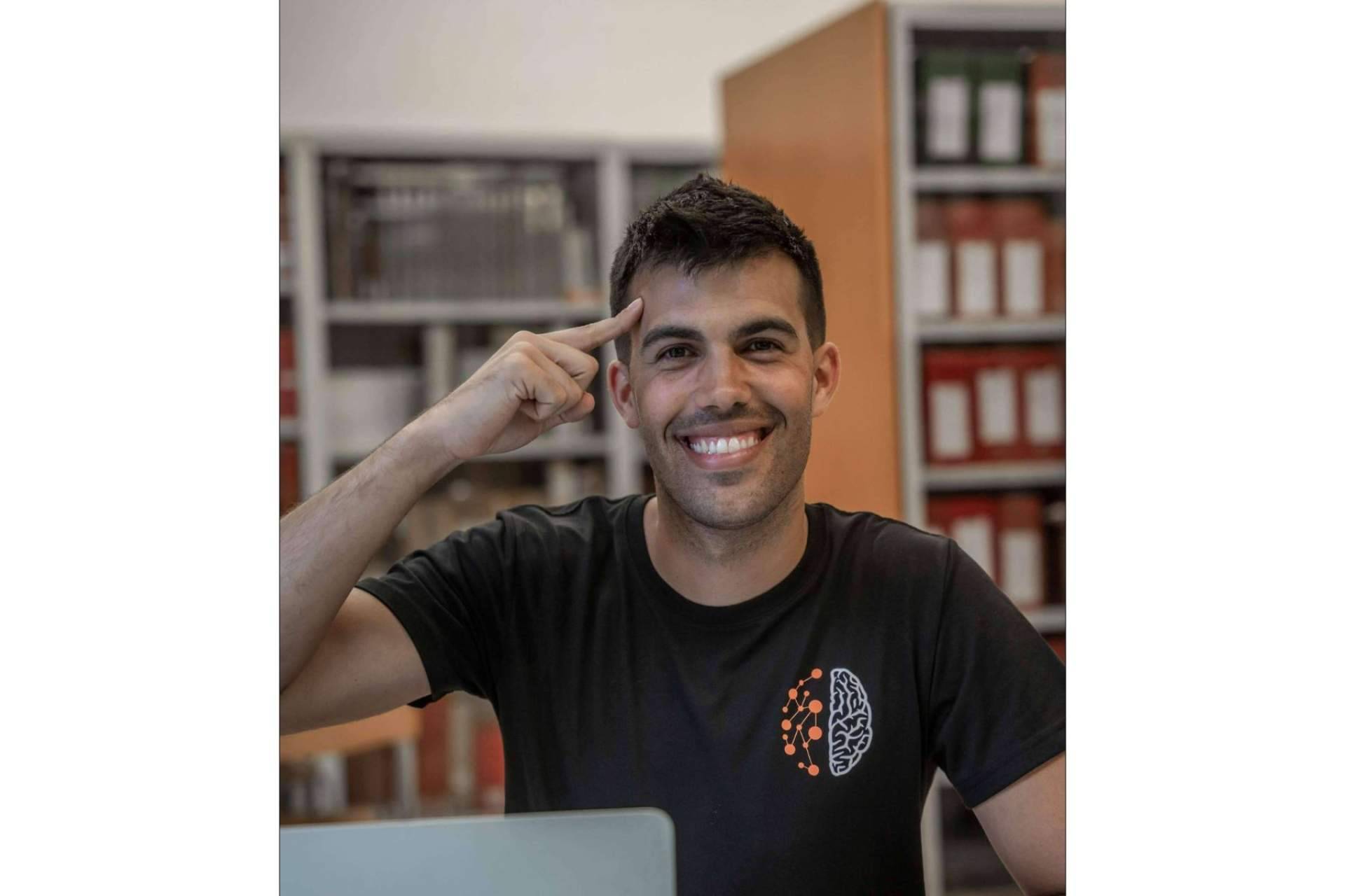 Trucos para estudiar más rápido, de la mano de Joan López y HIS