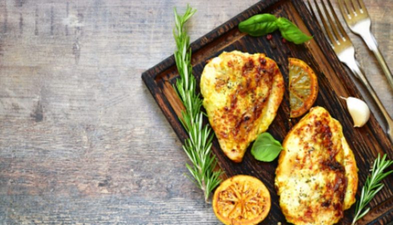 Pechugas de pollo al horno, una receta fácil y saludable de preparar 1 Merca2.es pechugas de pollo al horno 3 1536x881 1 Merca2.es