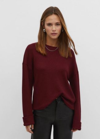 Stradivarius adelanta las rebajas: aprovecha para renovar tu armario por menos de 25 euros 2 Merca2.es prendas de stradivarius jersey punos vueltos 4327f1c9 231027104240 593x824 Merca2.es