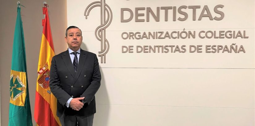 Óscar Castro, presidente del Consejo General de Dentistas 