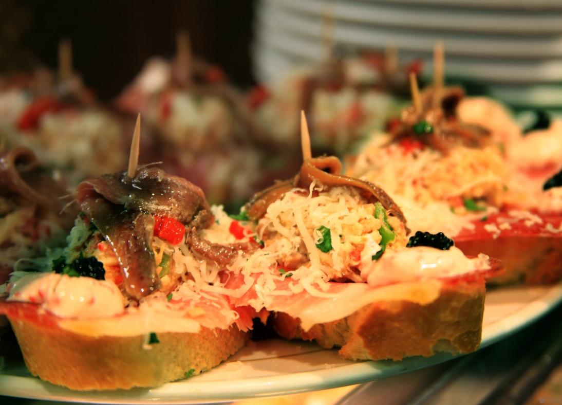 Una Cultura Gastronómica Arraigada en la Tradición