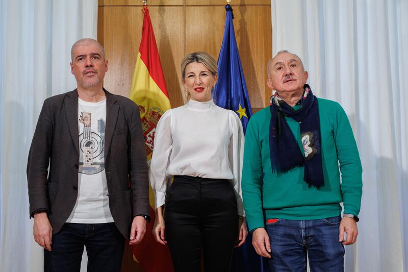Trabajo utilizará el SMI para recuperar el acuerdo social con los sindicatos y la CEOE
